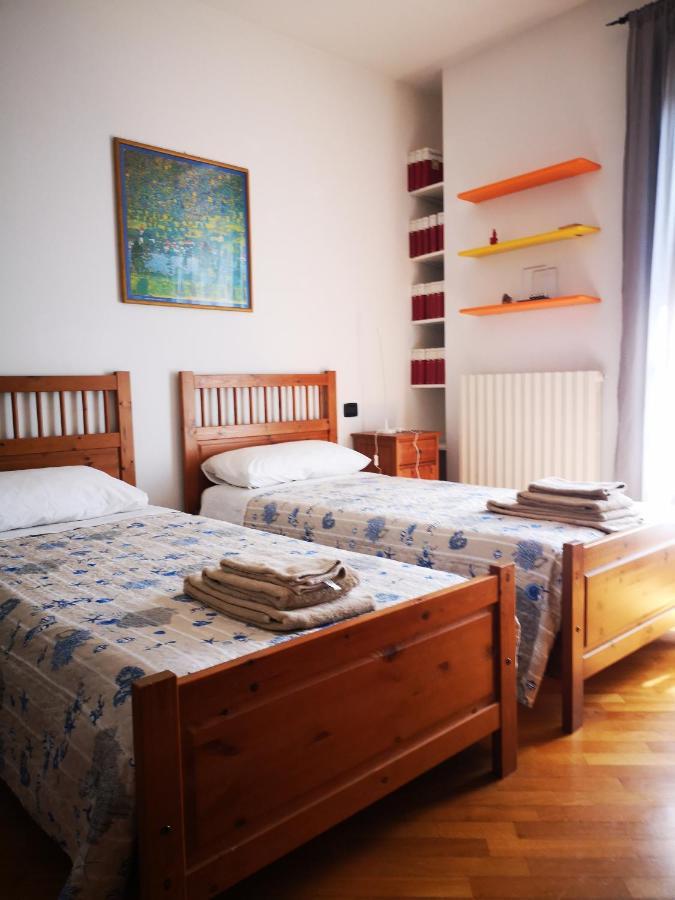 Suite Travel Home Modène Extérieur photo